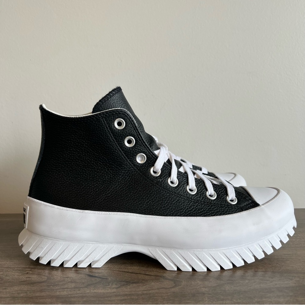Converse Chuck Taylor AS Lugged Hi Black Leather Shoe Size 8.5 or 10.5 #398